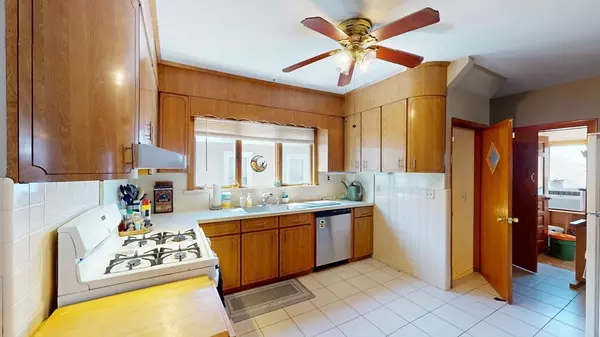 Somerville, MA 02143,111 Hillsdale