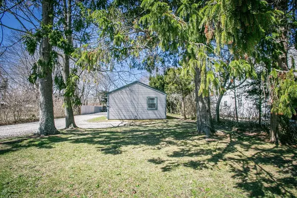 Barnstable, MA 02601,187 Sea St