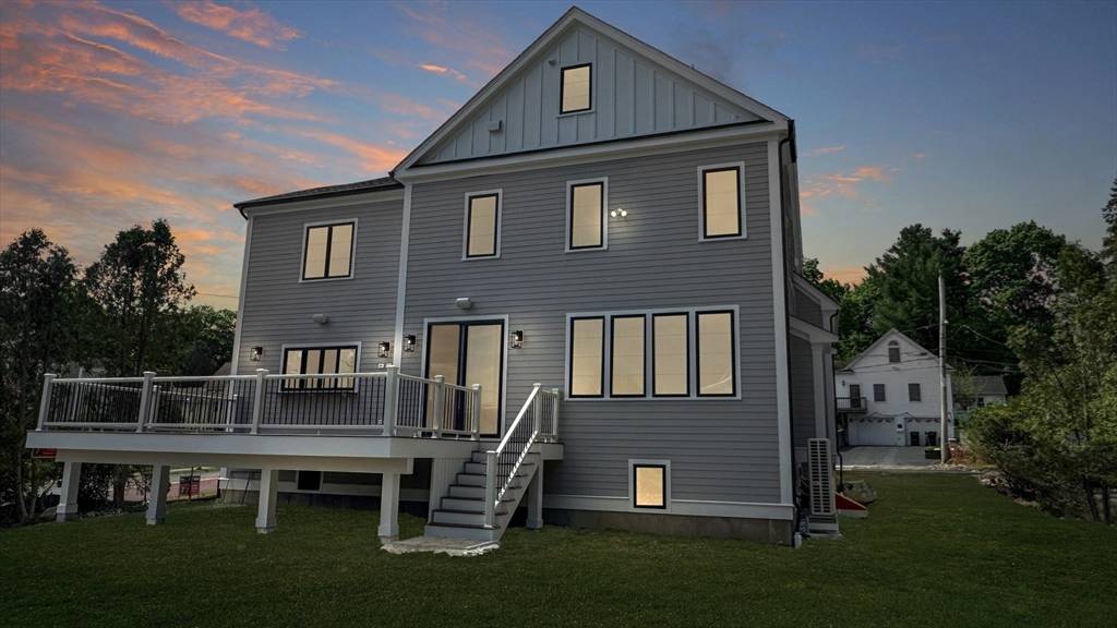 Needham, MA 02494,7 Avery Street