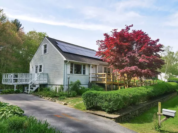 24 Kaye Cir, Grafton, MA 01536