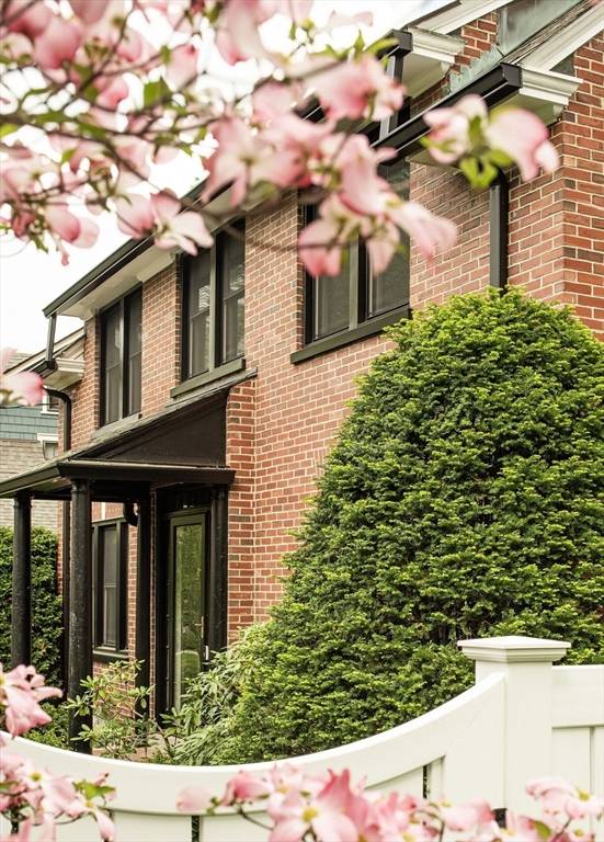 Northampton, MA 01060,23 Prospect Avenue