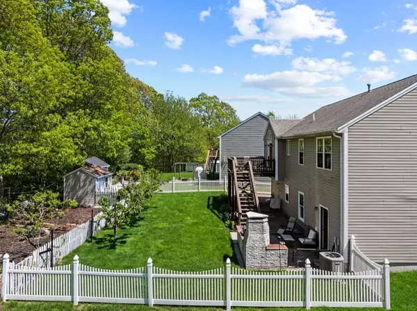Fall River, MA 02721,1072 Laurel St