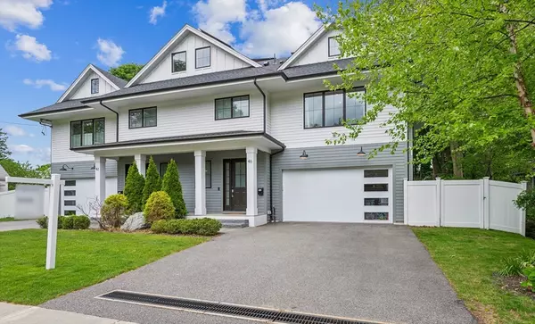 46 Greenough St #46, Newton, MA 02465