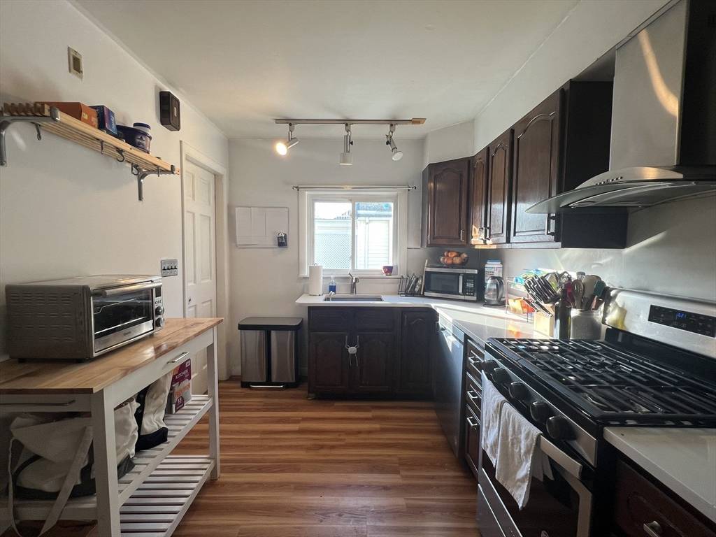 Quincy, MA 02170,39 Cummings Ave #39