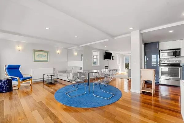 Gloucester, MA 01930,644 Washington St