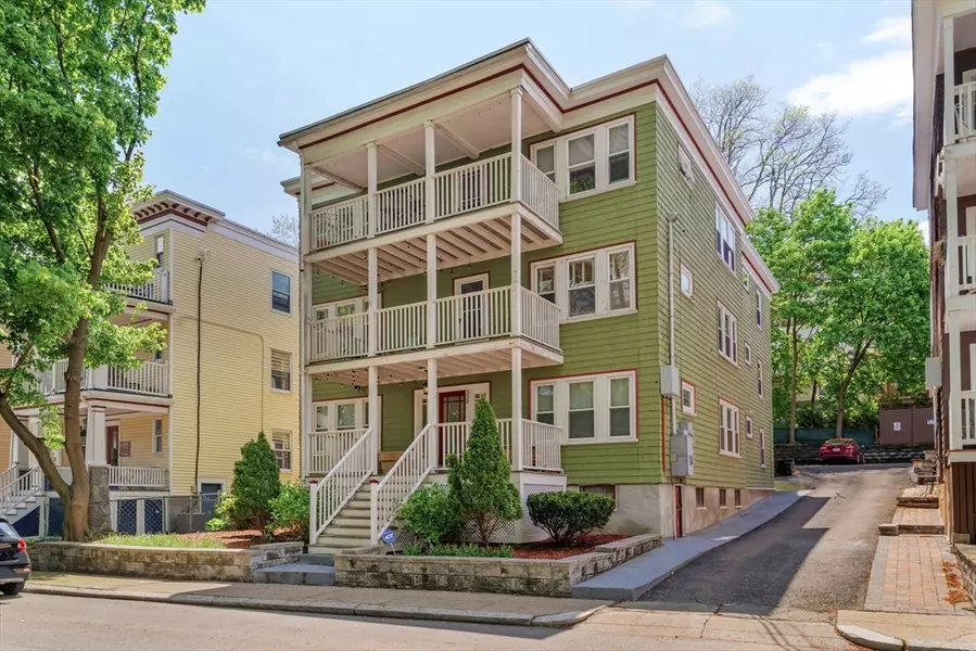 320 Savin Hill Ave #4, Boston, MA 02125