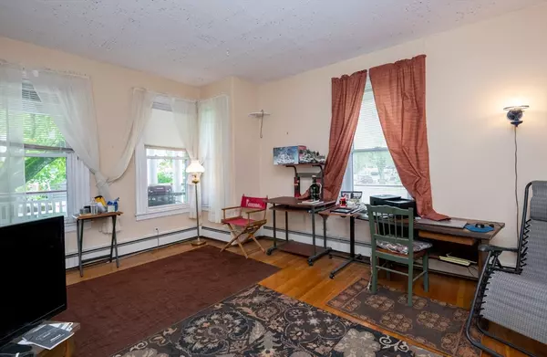 Lynn, MA 01902,27 Stephen St