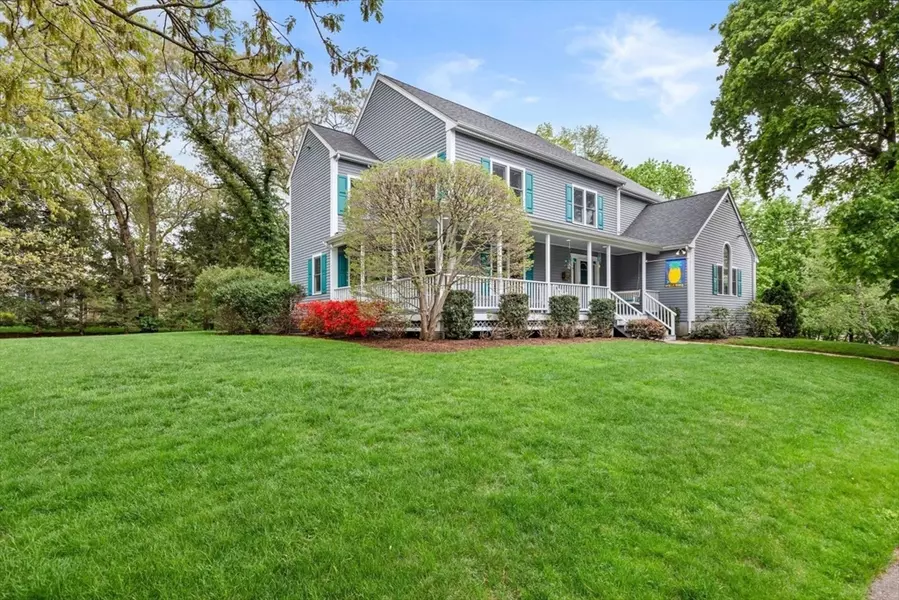 77 Hillcrest Rd, Needham, MA 02492