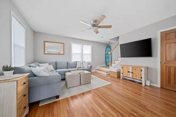 Pembroke, MA 02359,285 Mattakeesett St