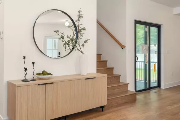 Sharon, MA 02067,53 Harold St