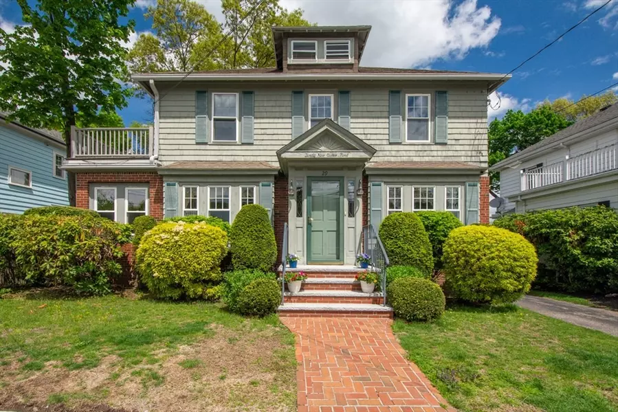 29 Undine Rd, Boston, MA 02135
