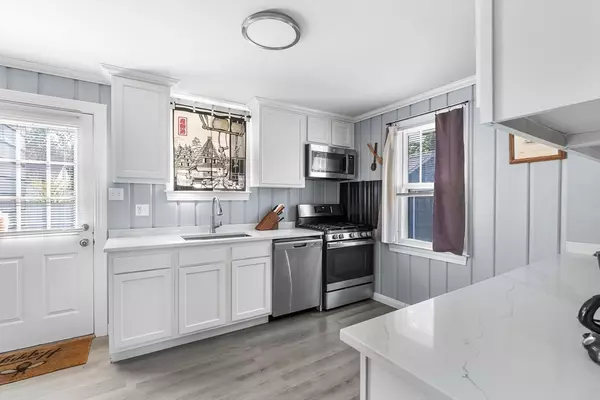 Holyoke, MA 01040,705 Homestead Ave