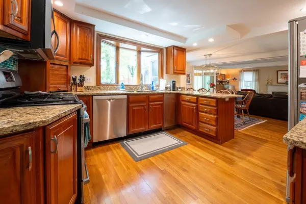 Wilmington, MA 01887,7 Harold Avenue
