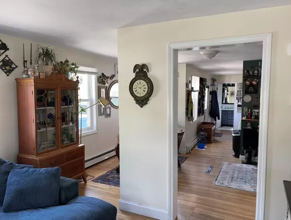 Stoughton, MA 02072,15-17 Chestnut Street