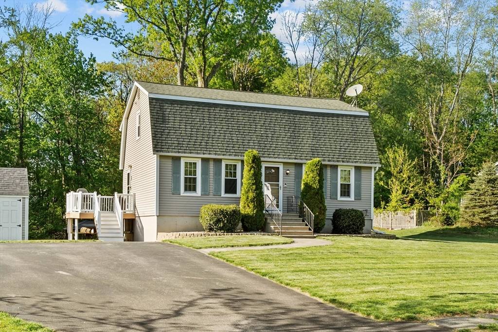 Haverhill, MA 01835,9 Buckingham Ln