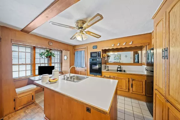 Braintree, MA 02184,70 Bestick  Rd