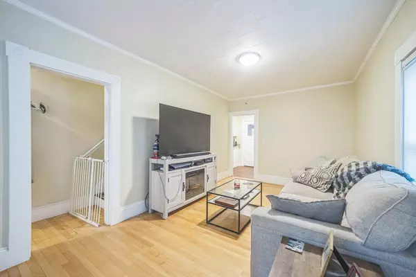 Dracut, MA 01826,24 Swain St