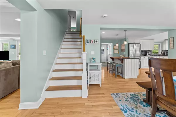 Cohasset, MA 02025,249 Beechwood St