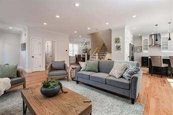 Needham, MA 02494,218 Hillside Ave #218