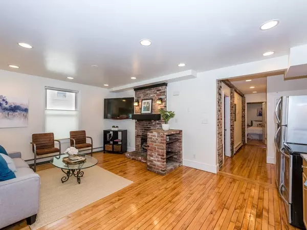 Boston, MA 02135,11 Monastery Rd #A