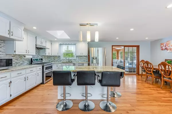 Stoughton, MA 02072,111 E Vanston Rd