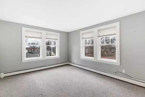 Melrose, MA 02176,99 Laurel St