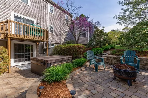 Plymouth, MA 02360,32 Cabot Cir