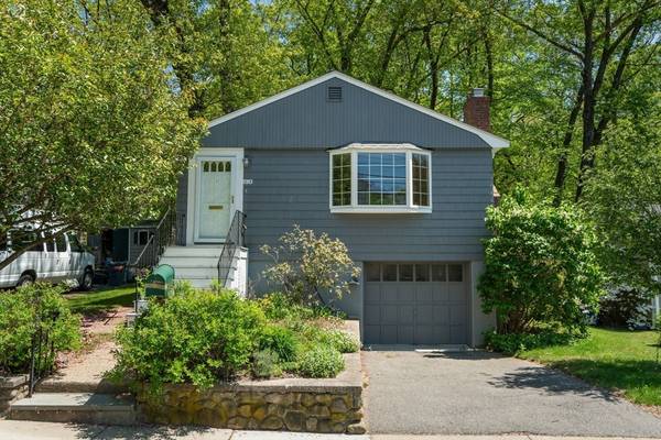 44 Hackensack Rd,  Boston,  MA 02467