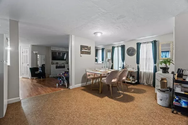 Webster, MA 01570,15 Maynard Ave