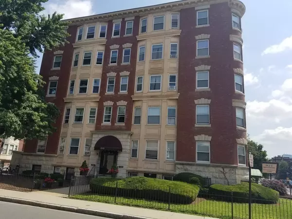 100 St Mary's St #1B, Boston, MA 02215