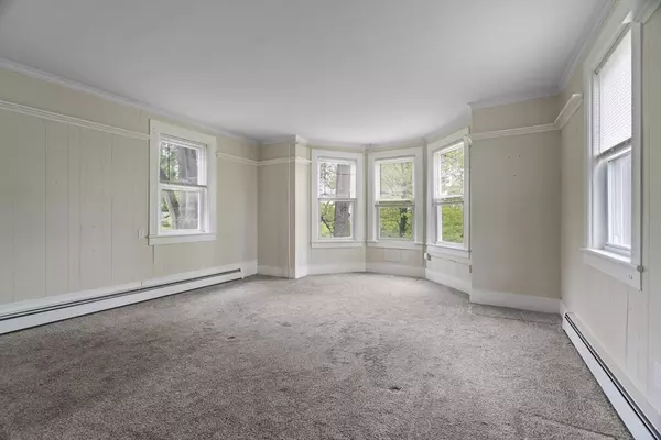 Webster, MA 01570,51 Prospect St