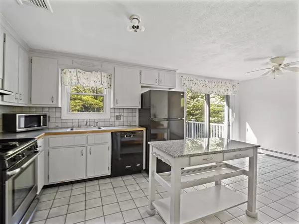 Raynham, MA 02767,320 Pleasant St.