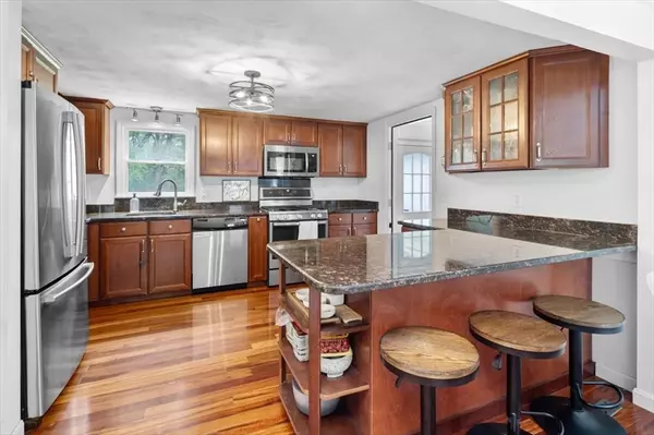 Hanson, MA 02341,356 Winter St