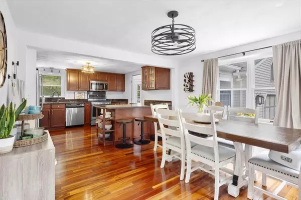 Hanson, MA 02341,356 Winter St