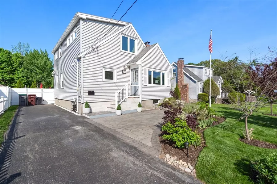 34 Vincent Rd, Dedham, MA 02026