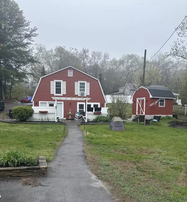 Salisbury, MA 01952,13 Dock Ln