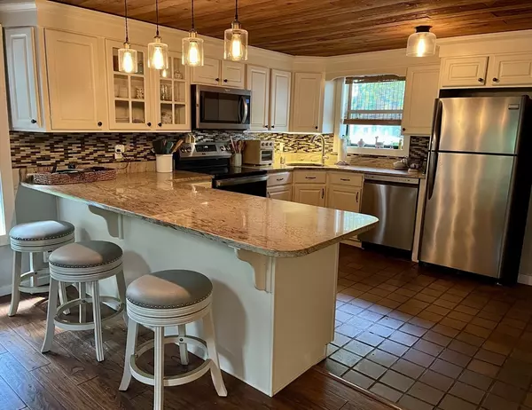 Easton, MA 02356,19 Greenwood Village St #19