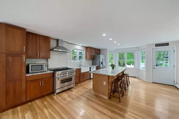 Easton, MA 02356,21 Galahad Way