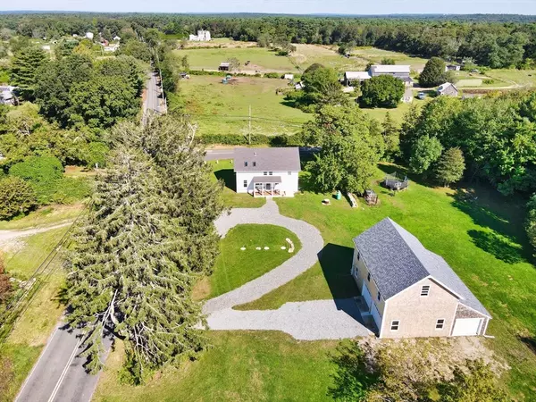 Dartmouth, MA 02748,392 Slades Corner Road