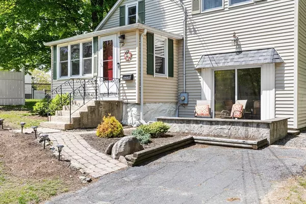 Burlington, MA 01803,27 Glen Avenue
