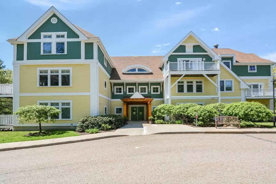 6 Green Way #305, Wayland, MA 01778