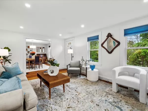 Sharon, MA 02067,58 Richards Ave