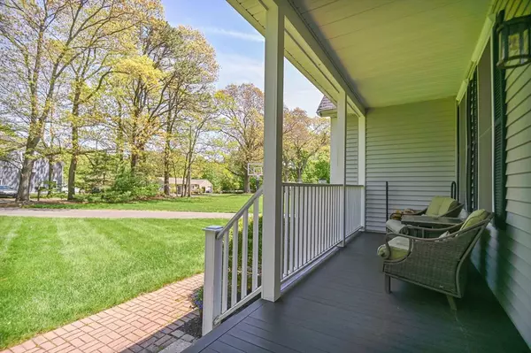 Newburyport, MA 01950,67 Curzon Mill Rd