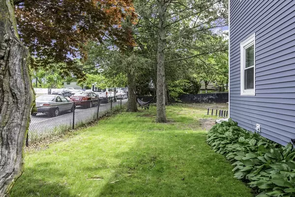 Lawrence, MA 01843,172-174 Osgood St