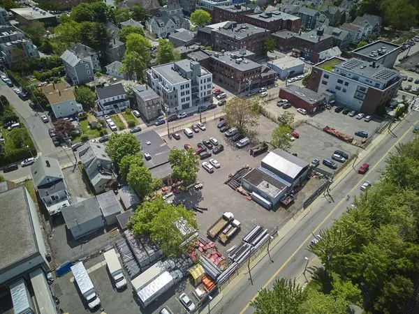Boston, MA 02130,113-115 Brookside Ave