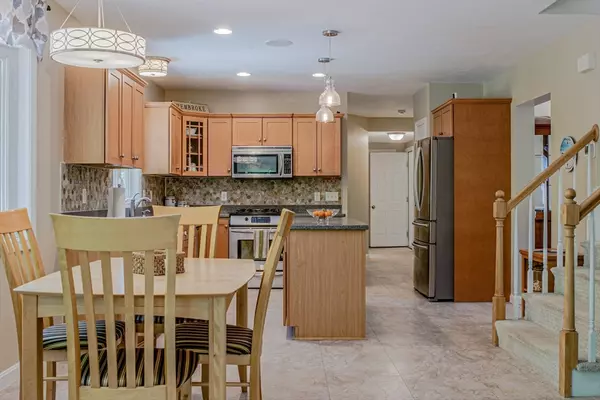 Pembroke, MA 02359,18 Virginia Dr