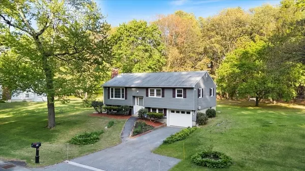 Tewksbury, MA 01876,44 Colonial Dr