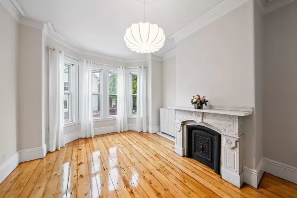 Boston, MA 02128,118 Princeton St #1