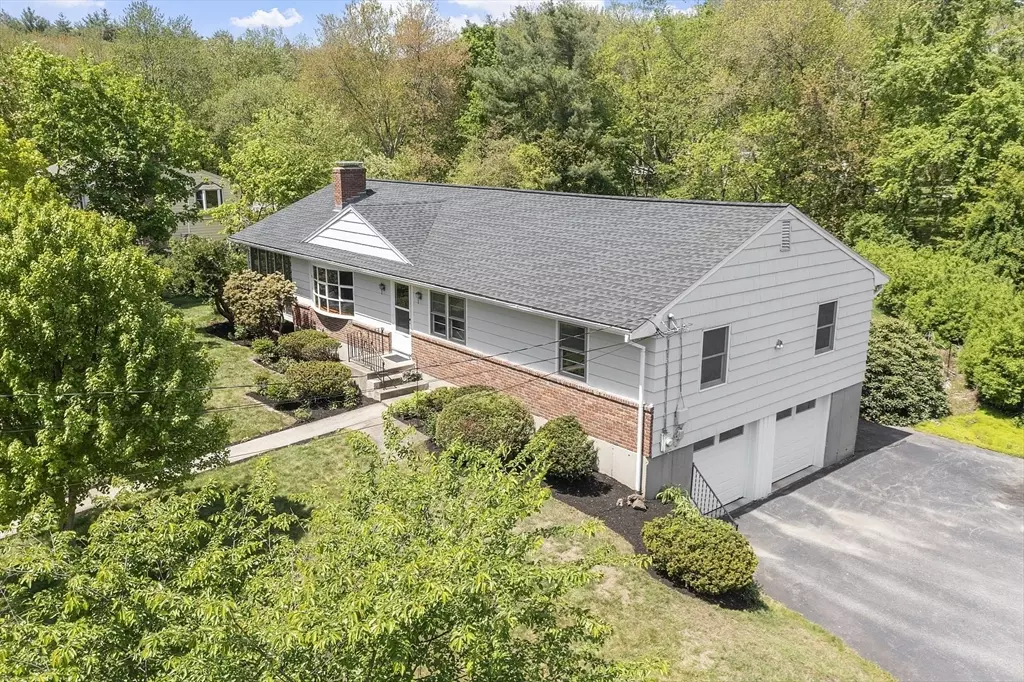 Acton, MA 01720,415 Arlington St