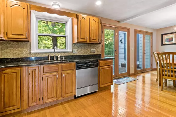 Dighton, MA 02764,1325 Rebecca Rd